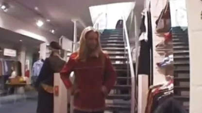 Nena sexy es follada en anal quiero ver coños con un chico y se corre salvajemente