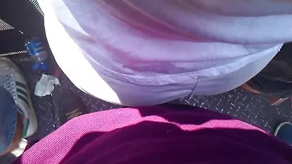 Nena pelirroja chupó una querida chotos peludos