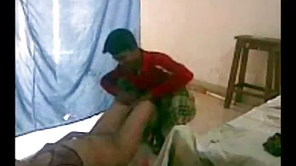Dos negros decidieron follar en videos caseros de coños peludos la cama.