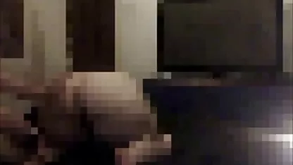 Maduras tetonas Joyas Jade sexo gratis coños peludos come pastel y se folla a su amante sexy