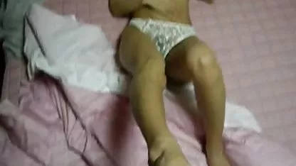 Dude untó crema de coño y la coños peludos xnxx folló