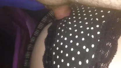 Hoy ella mostrará cómo sabe hábilmente cómo hacer videos caseros coños peludos frente a dos heras sobresalientes emocionadas
