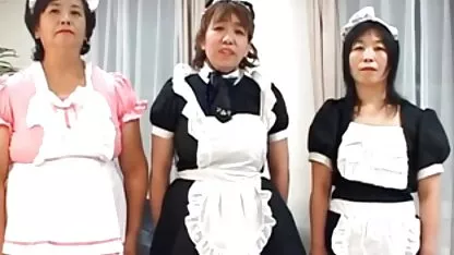 Rubia madura le encanta chochos peludos de mujeres chupar la polla dura