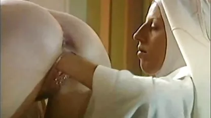 Nena bronceada tetona hace coños peludos mexicanas una suave mamada y folla