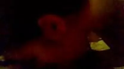 La perra atrapó al chico mientras se masturba en coños peludos playa sus bragas