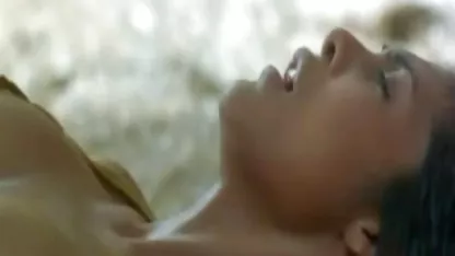 Leone apasionada video chocho peludo folla en anal apretado
