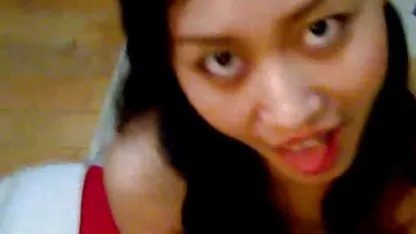 Julia se corre en la pajilleros coños peludos sala roja por webcam