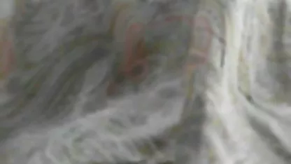 Guy juega con videos decoños peludos el culo de su pelirroja.