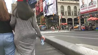 La sexy española Alexa Tomas obtiene su quiero ver chochos peludos coño y su boca follada por dos negros