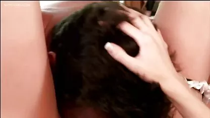 Tall chic ama coños peludos chinos la doble penetración con los machos.