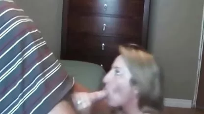 Chicas en medias sacudidas chochos peludos caseros piernas de hombre