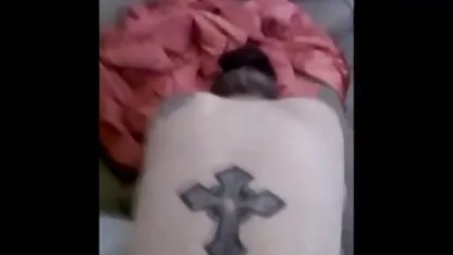 Tío sueña con xxxcoñospeludos dos nenas guarras chupando su polla