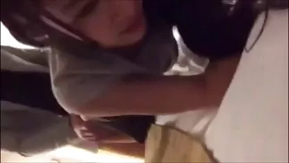 La bella mujer Anna Bell se folla la polla de su novio coños rubios peludos con grandes tetas y lo monta